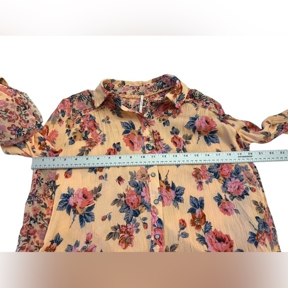 Free People Coral Floral Button Down Top Size XS - Picture 6 of 10